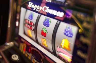 Sweet Bonanza cluster-pay mechanics Sweet Bonanza slot showing cluster pay symbols